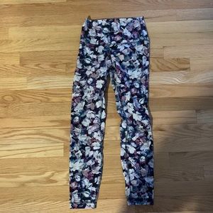 Size 4 lululemon align crop